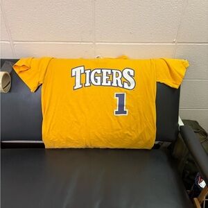 Vintage LSU Tiger Single Stitch 1996 Champions T-Shirt size XL Made in USA *Flaw